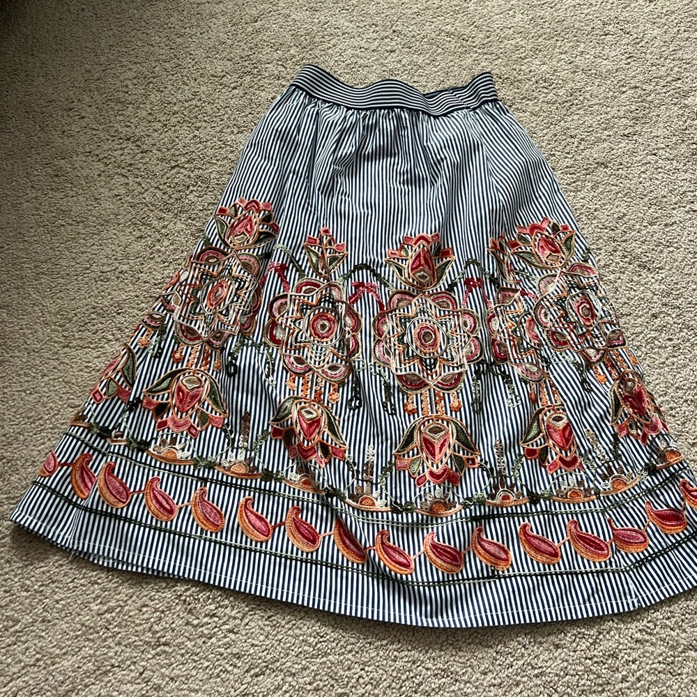 Midi skirt